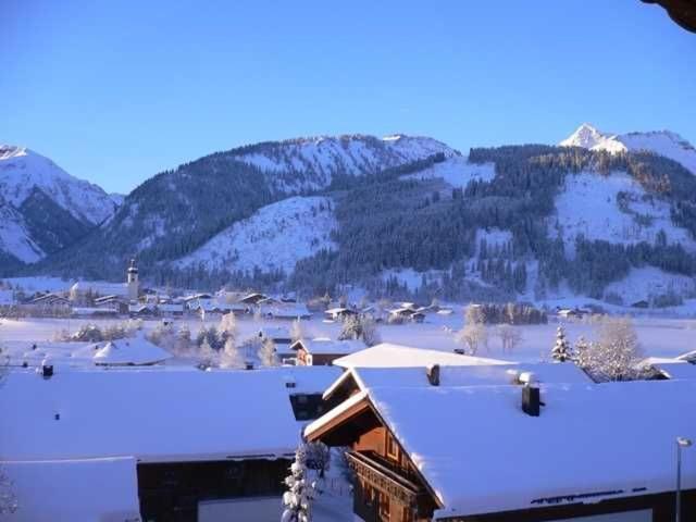 Berger Hof Villa ทันน์ไฮม์ ภายนอก รูปภาพ